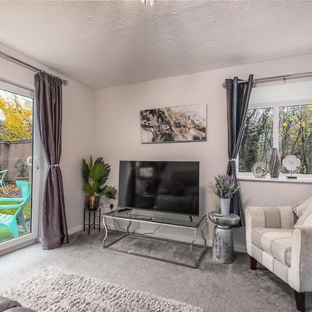 Worcester Fabulous Cherry Tree Mews Self Check In Dogs Welcome By Prior Arrangement , 2 Double Bedrooms ,Super Fast Wi-Fi, With Free Off Road Parking For 2 Vehicles Near Royal Hospital And Woodland Walks Exterior foto