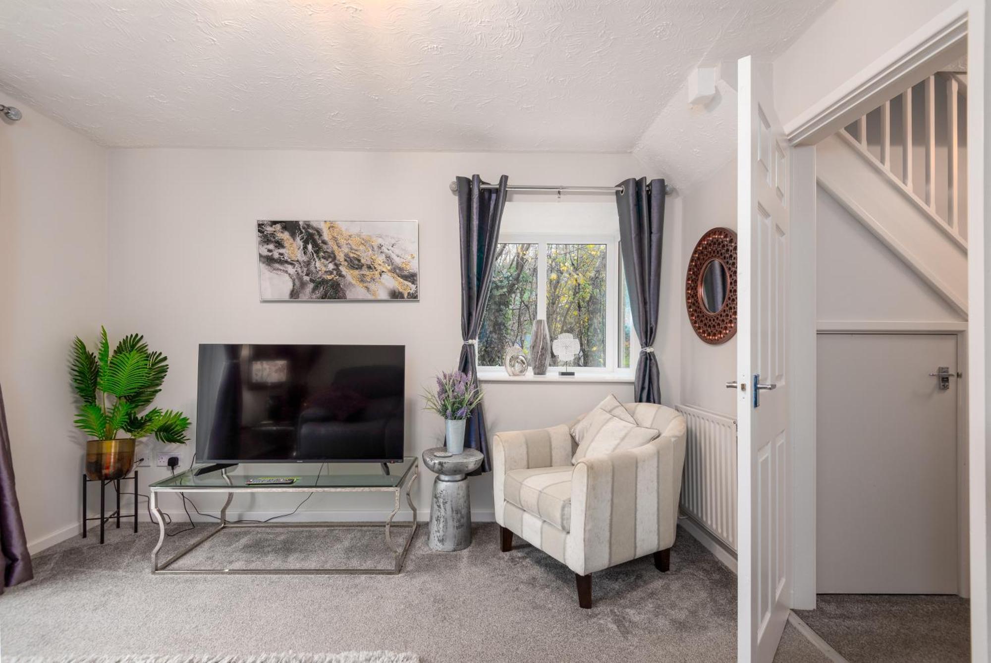Worcester Fabulous Cherry Tree Mews Self Check In Dogs Welcome By Prior Arrangement , 2 Double Bedrooms ,Super Fast Wi-Fi, With Free Off Road Parking For 2 Vehicles Near Royal Hospital And Woodland Walks Exterior foto
