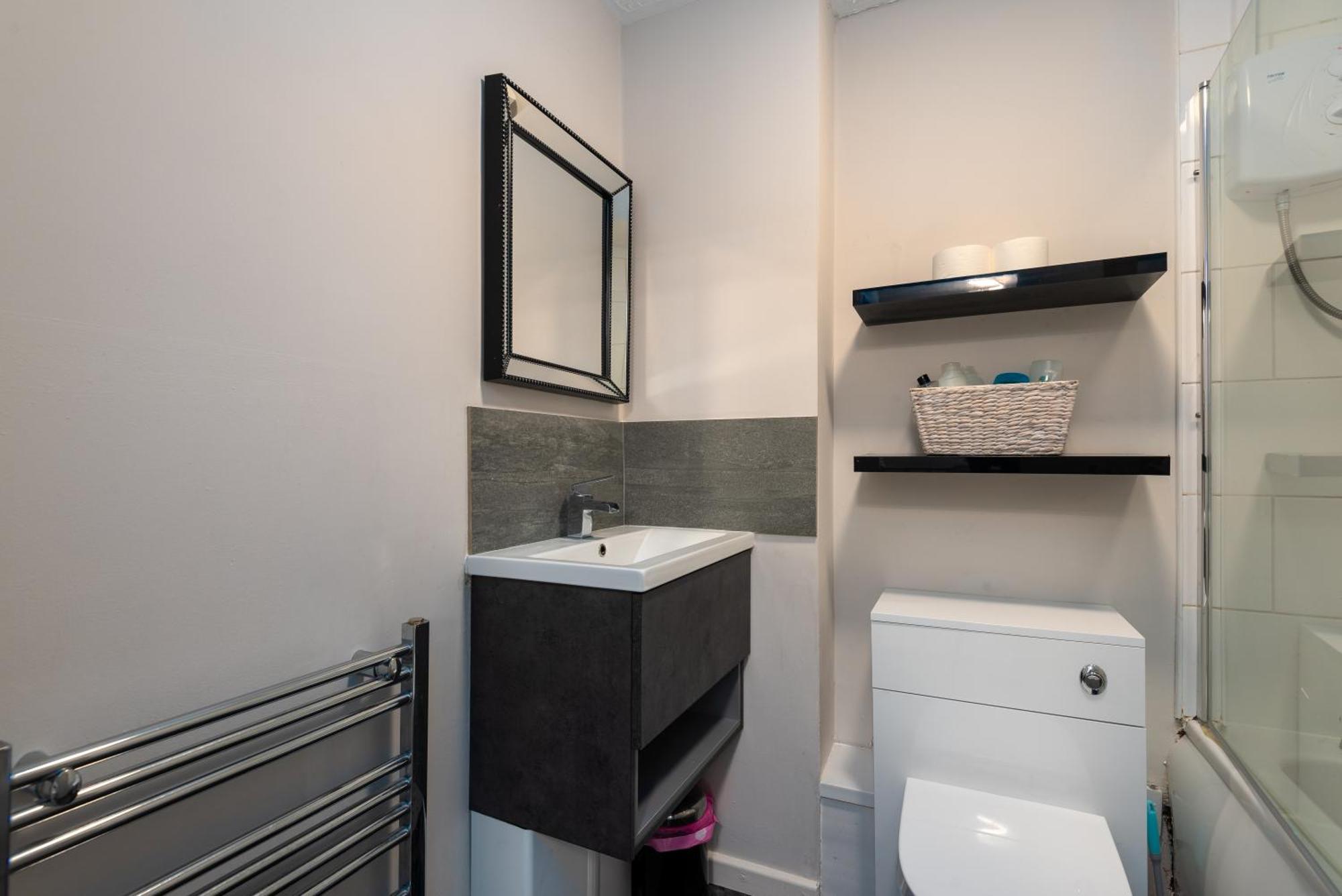 Worcester Fabulous Cherry Tree Mews Self Check In Dogs Welcome By Prior Arrangement , 2 Double Bedrooms ,Super Fast Wi-Fi, With Free Off Road Parking For 2 Vehicles Near Royal Hospital And Woodland Walks Exterior foto