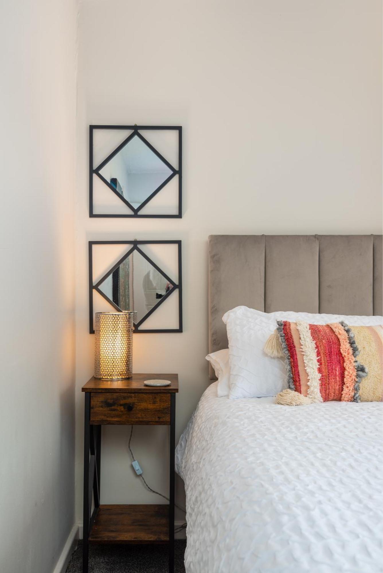Worcester Fabulous Cherry Tree Mews Self Check In Dogs Welcome By Prior Arrangement , 2 Double Bedrooms ,Super Fast Wi-Fi, With Free Off Road Parking For 2 Vehicles Near Royal Hospital And Woodland Walks Exterior foto